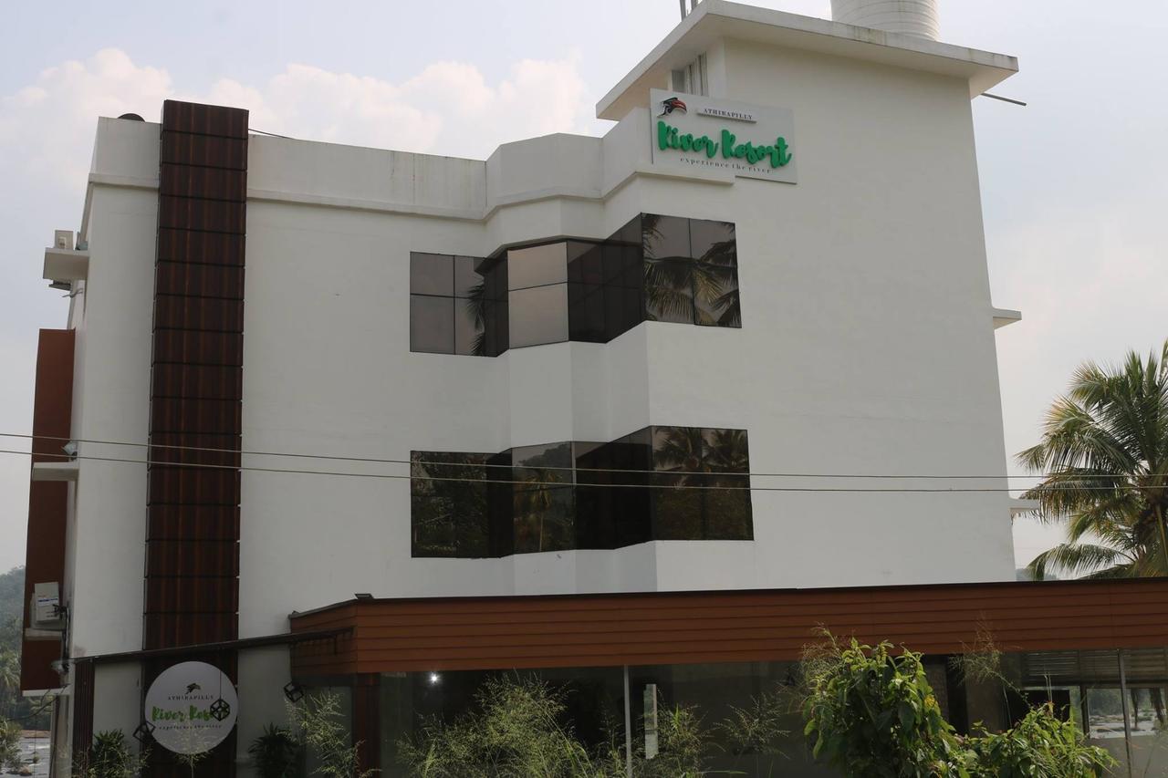 Athirapilly River Resort Athirappilly Esterno foto